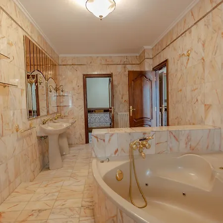 Casona Bretema Villa Pineiro (Cangas)