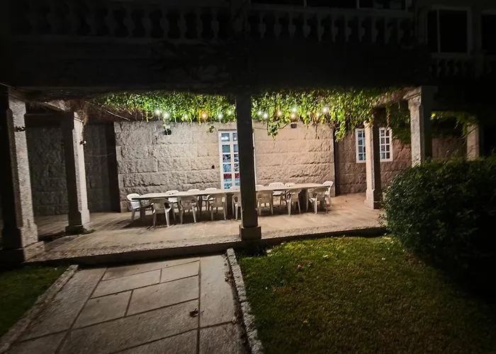 Casona Bretema Vila Pineiro (Cangas)