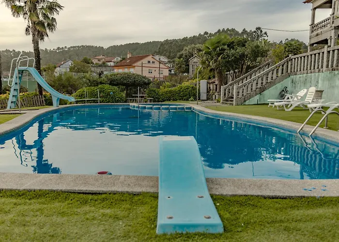 Casona Bretema * Pineiro (Cangas)